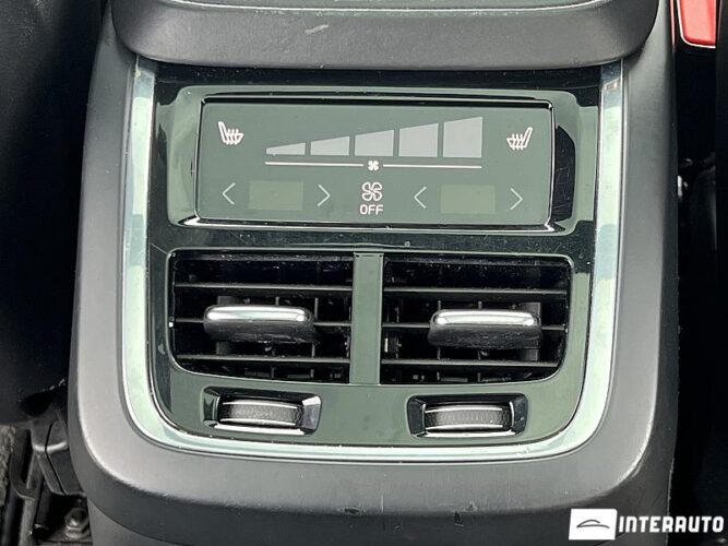 Volvo XC 90 61 interauto-car