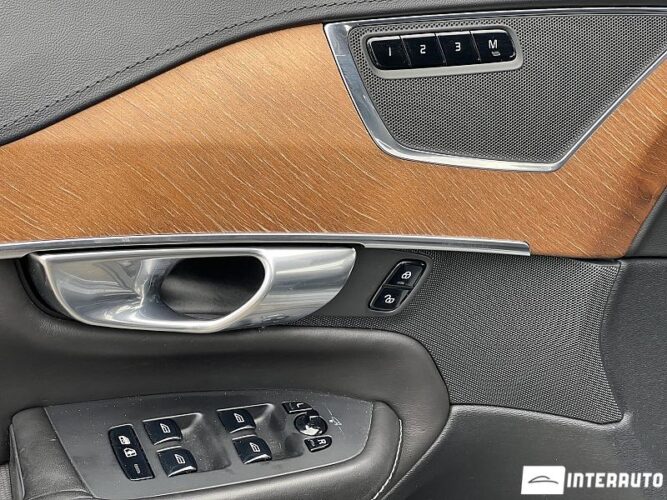 Volvo XC 90 58 interauto-car