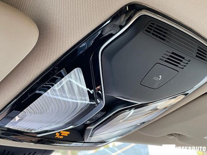 BMW X7 4.0i 47 interauto-car