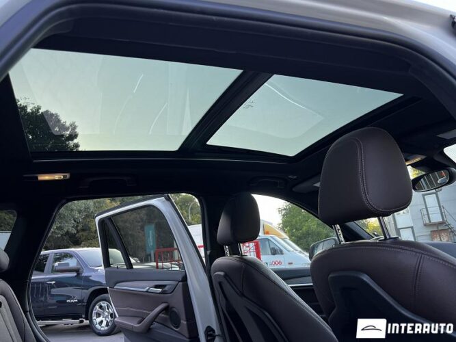 BMW X1 2.8i 43 interauto-car