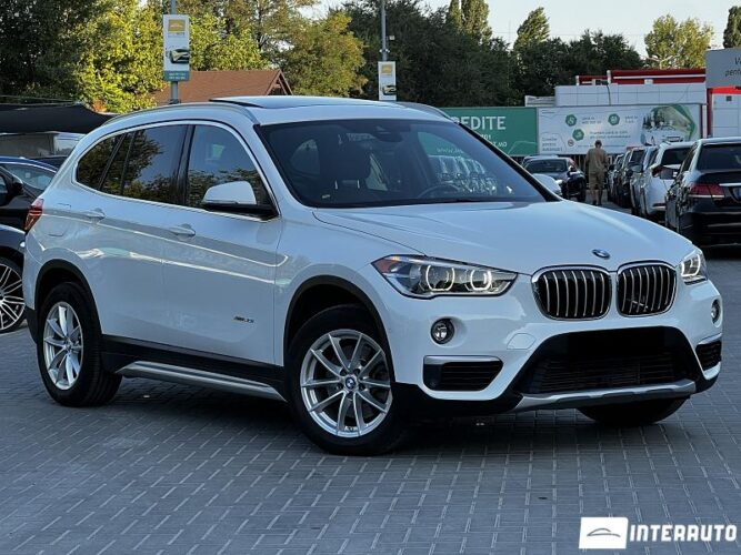 BMW X1 2.8i 34 interauto-car