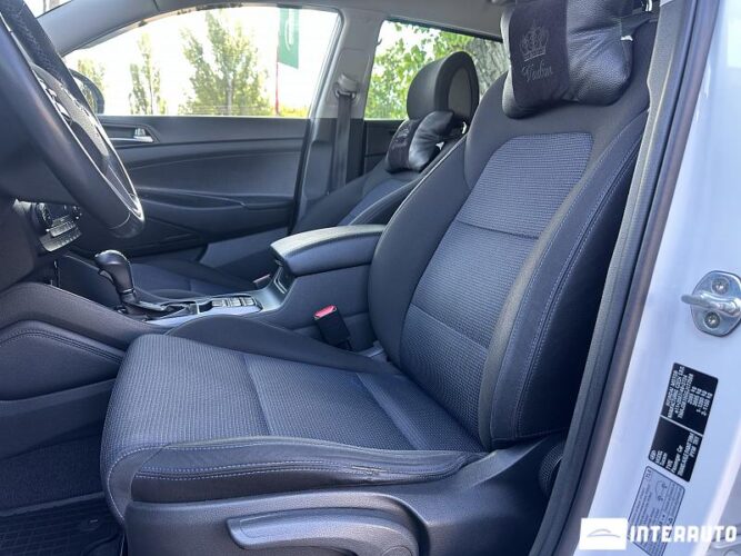 Hyundai Tucson 34 interauto-car