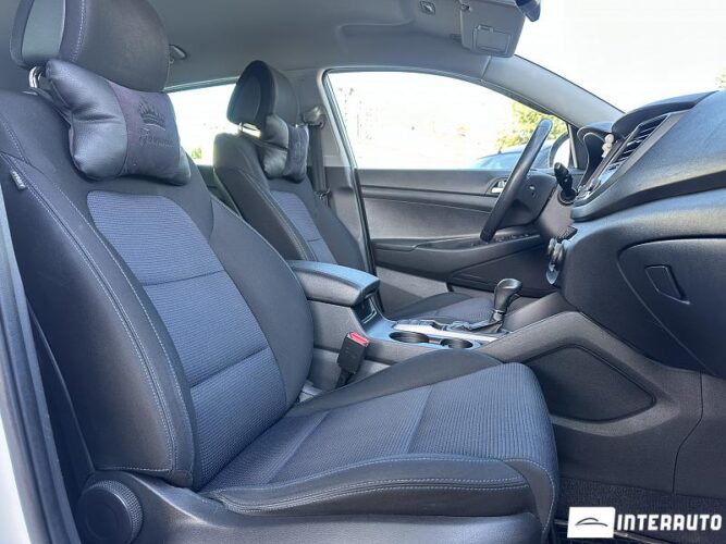 Hyundai Tucson 43 interauto-car