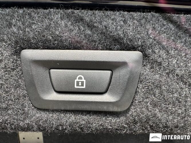 BMW 520 48 interauto-car