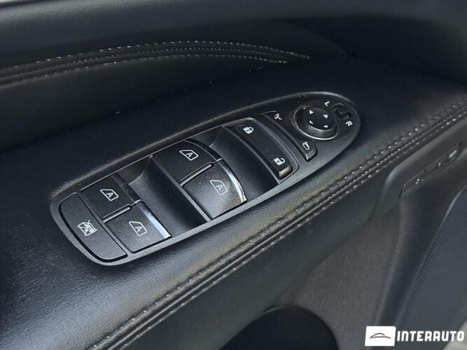 Infiniti QX60 53 interauto-car