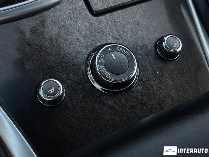 Infiniti QX60 47 interauto-car