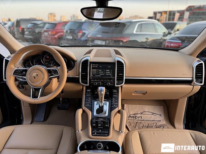 Porsche Cayenne 39 interauto-car