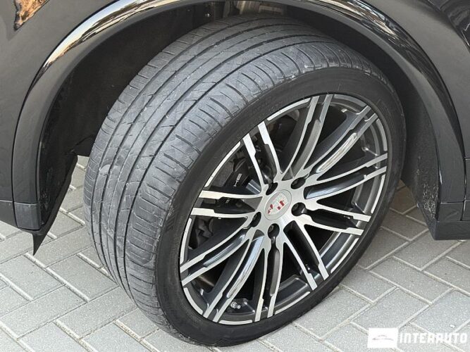 Porsche Cayenne 50 interauto-car