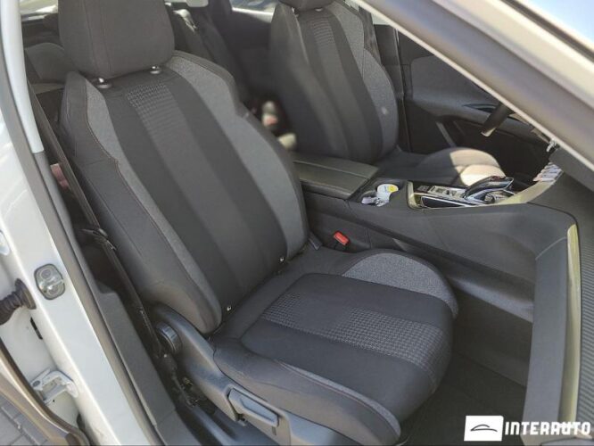 Peugeot 3008 32 interauto-car