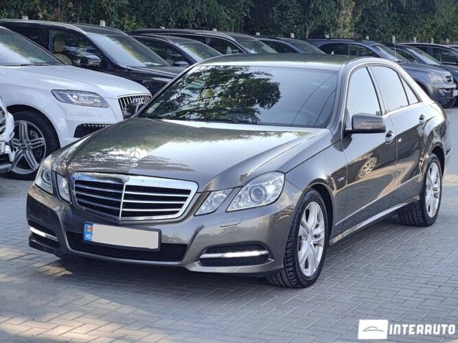 Mercedes E 220 29 interauto-car