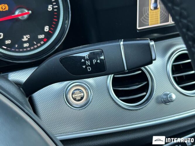 Mercedes E 220 41 interauto-car