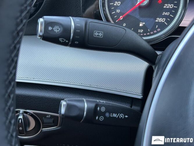 Mercedes E 220 40 interauto-car