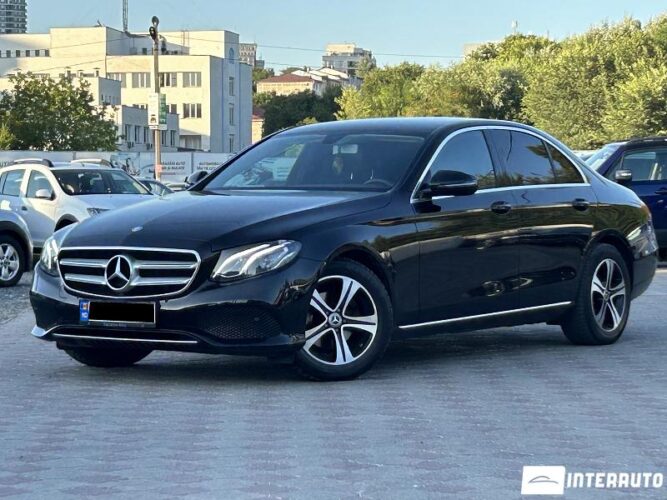 Mercedes E 220 29 interauto-car