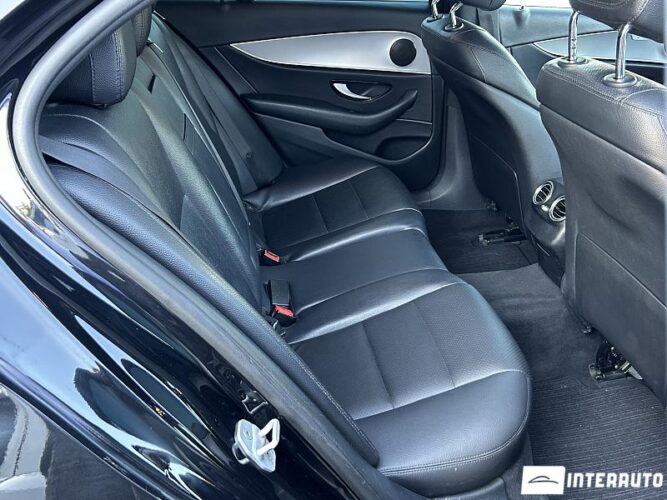 Mercedes E 220 45 interauto-car