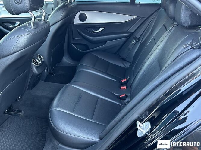 Mercedes E 220 44 interauto-car