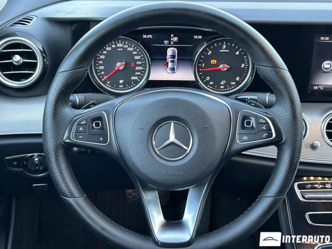 Mercedes E 220 37 interauto-car