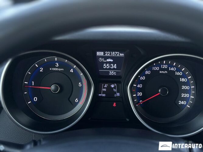 Hyundai i30 36 interauto-car