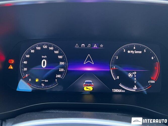 Renault Arkana 38 interauto-car