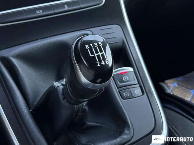 Renault Grand Scenic 37 interauto-car