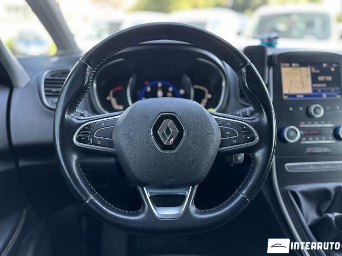 Renault Grand Scenic 34 interauto-car