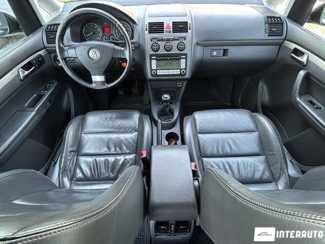 Volkswagen Touran 34 interauto-car