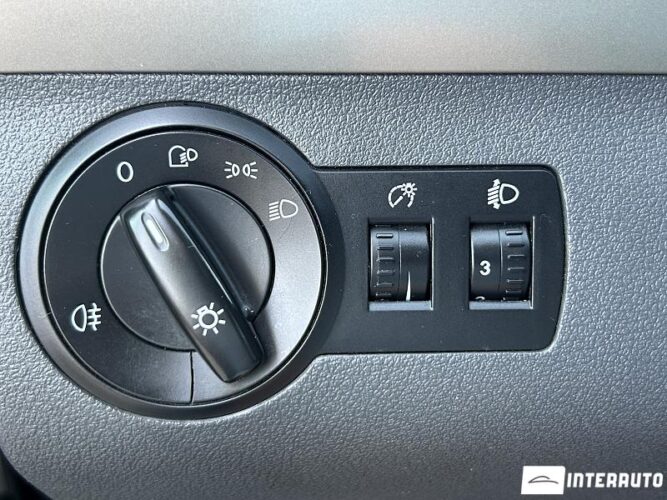 Volkswagen Touran 35 interauto-car