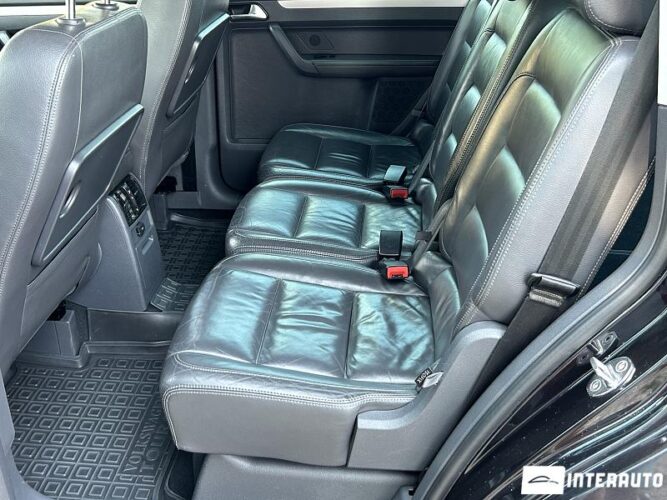 Volkswagen Touran 40 interauto-car