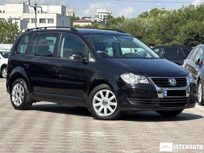 Volkswagen Touran 30 interauto-car