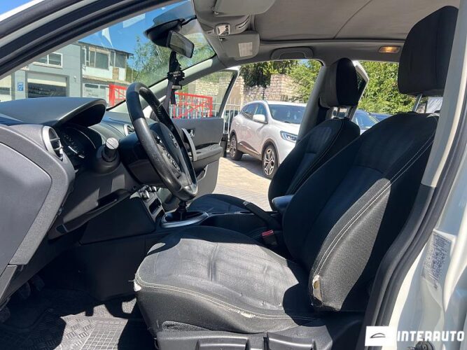 Nissan Qashqai+2 31 interauto-car