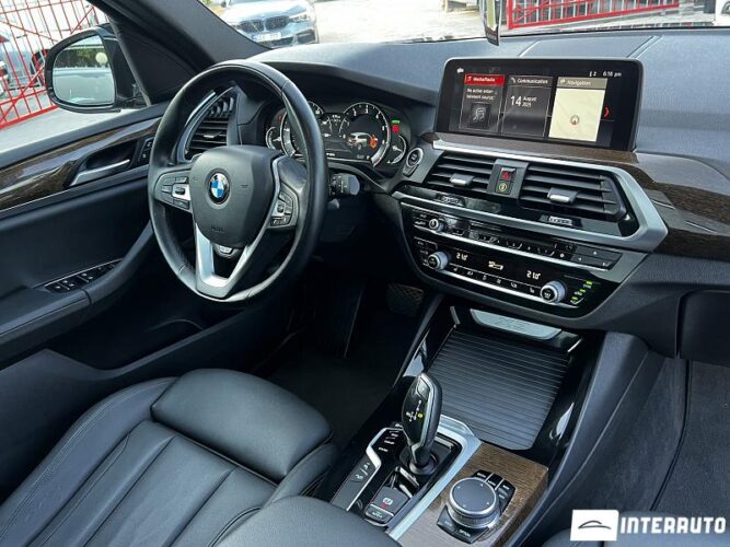 BMW X3 3.0i 39 interauto-car