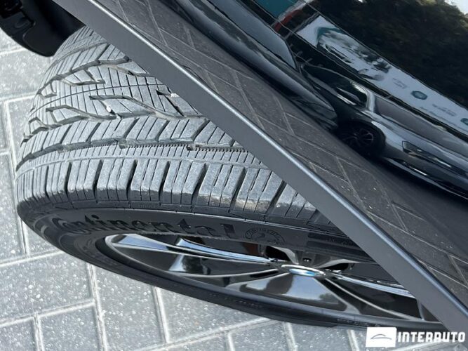 BMW X3 3.0i 49 interauto-car