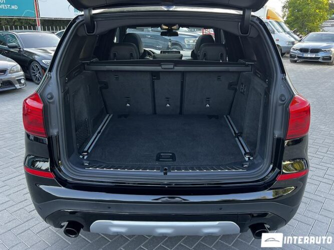 BMW X3 3.0i 47 interauto-car