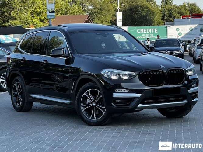 BMW X3 3.0i 35 interauto-car