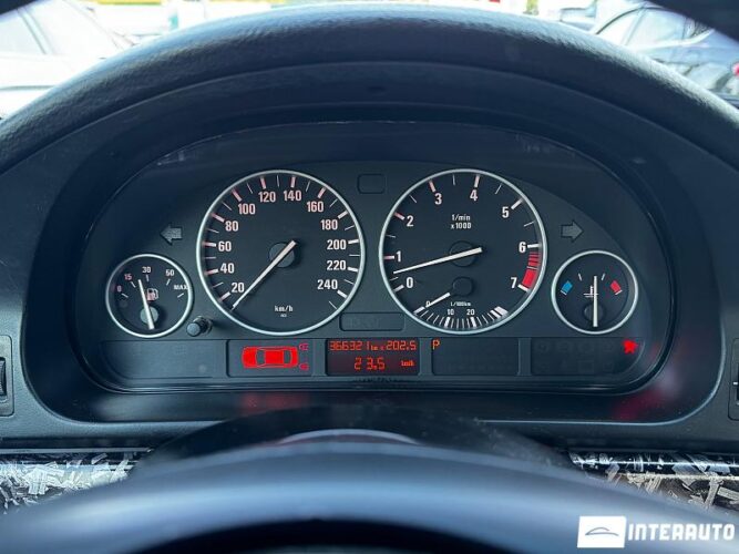 BMW 525 37 interauto-car