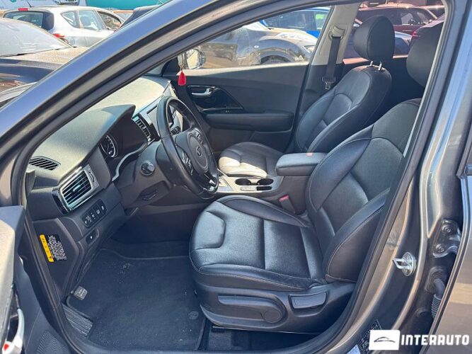 Kia Niro 33 interauto-car