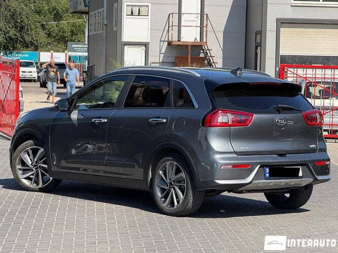 Kia Niro 31 interauto-car