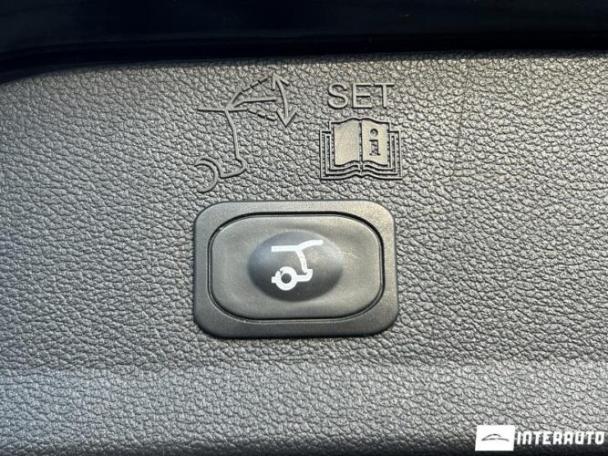 Ford Escape 49 interauto-car