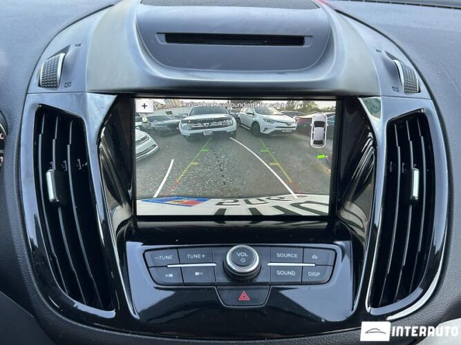 Ford Escape 42 interauto-car