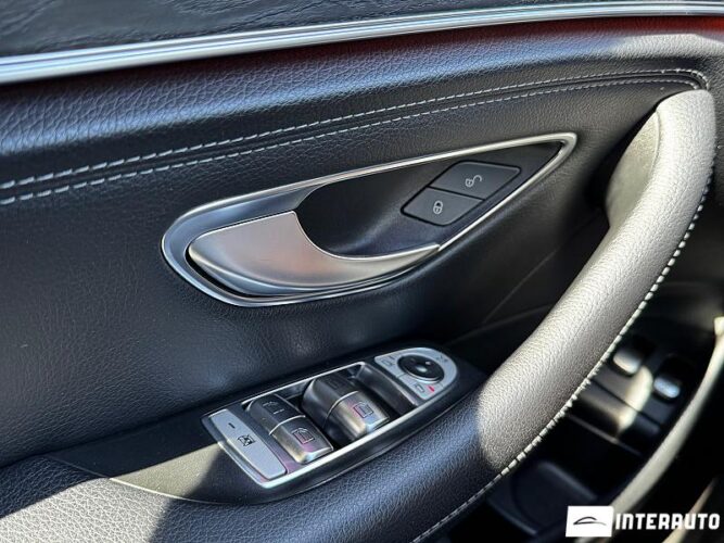 Mercedes E 300de 45 interauto-car