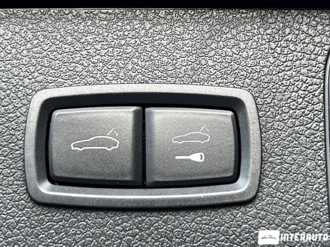 Porsche Macan GTS 55 interauto-car