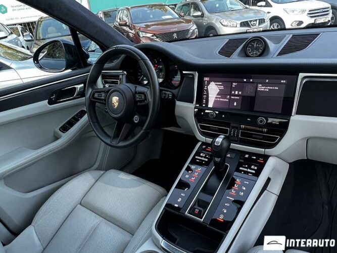 Porsche Macan GTS 43 interauto-car