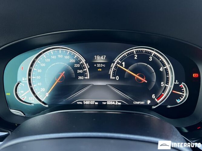 BMW 520 43 interauto-car