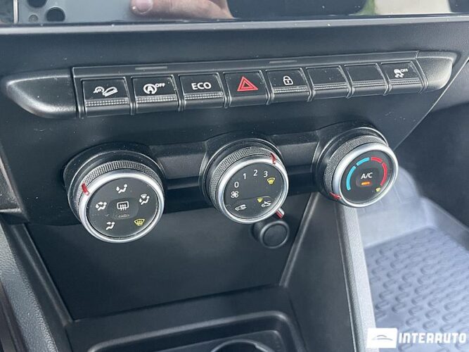 Dacia Duster 41 interauto-car