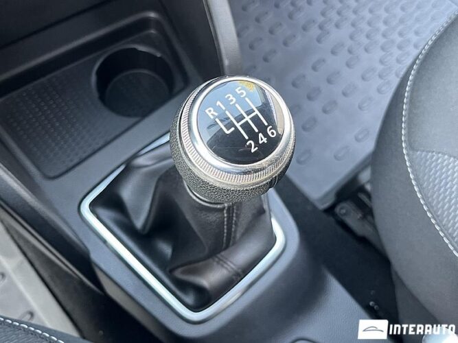 Dacia Duster 42 interauto-car