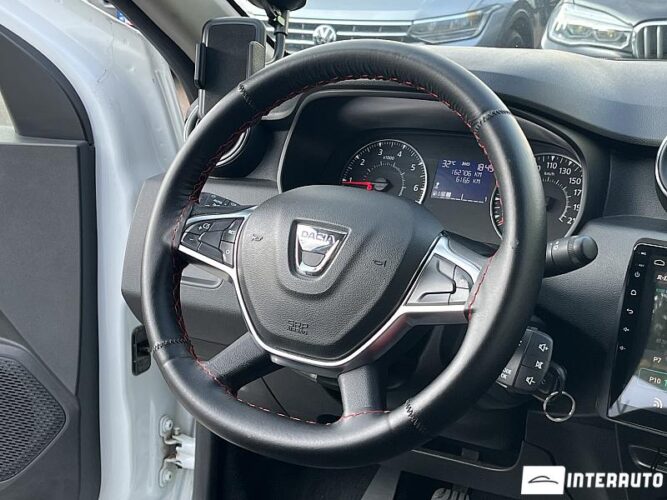 Dacia Duster 38 interauto-car