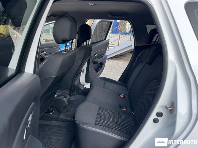 Dacia Duster 44 interauto-car