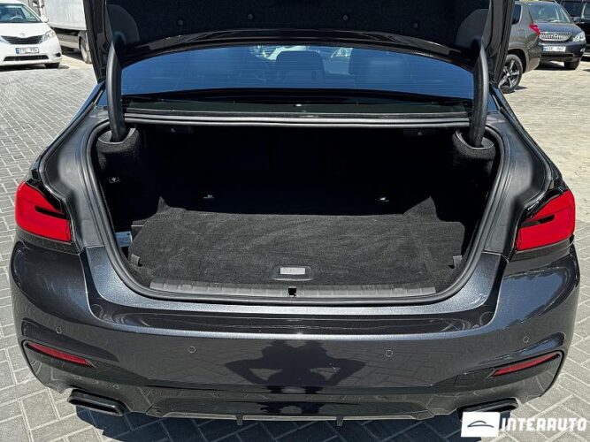 BMW 530e 52 interauto-car