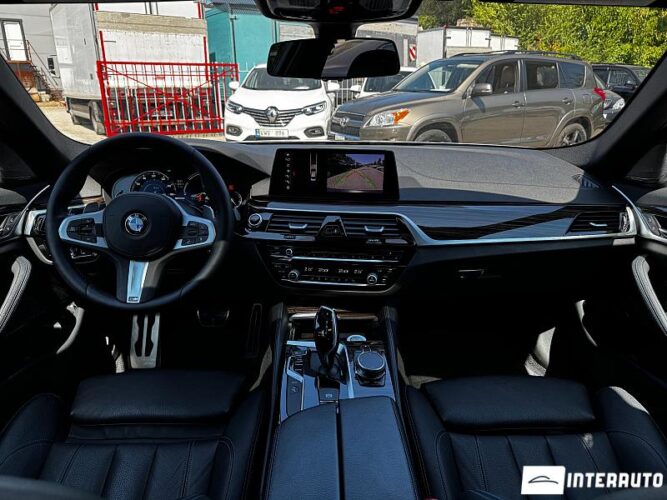 BMW 530e 44 interauto-car
