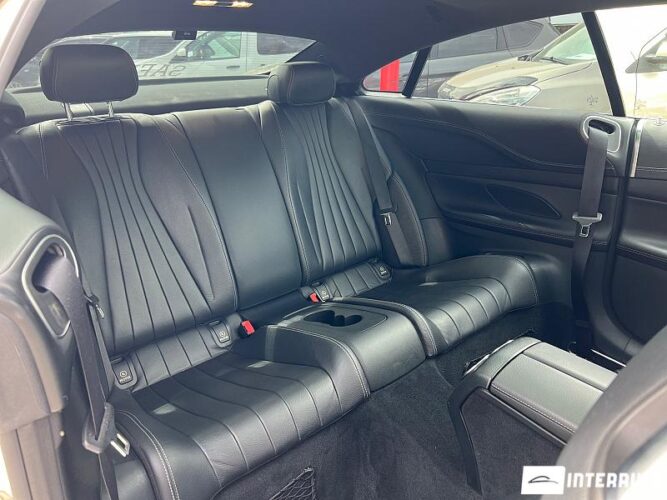 Mercedes E 220 46 interauto-car