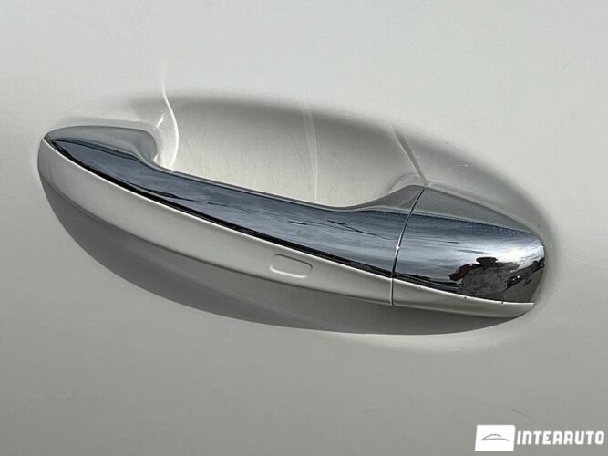 Mercedes E 220 48 interauto-car